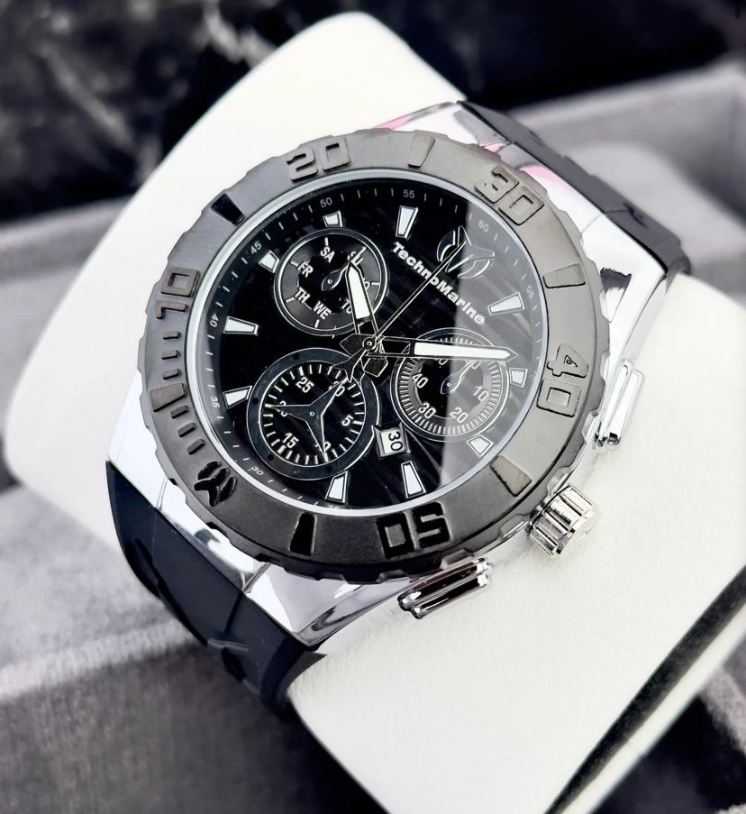 Technomarine Negro Fondo Negro