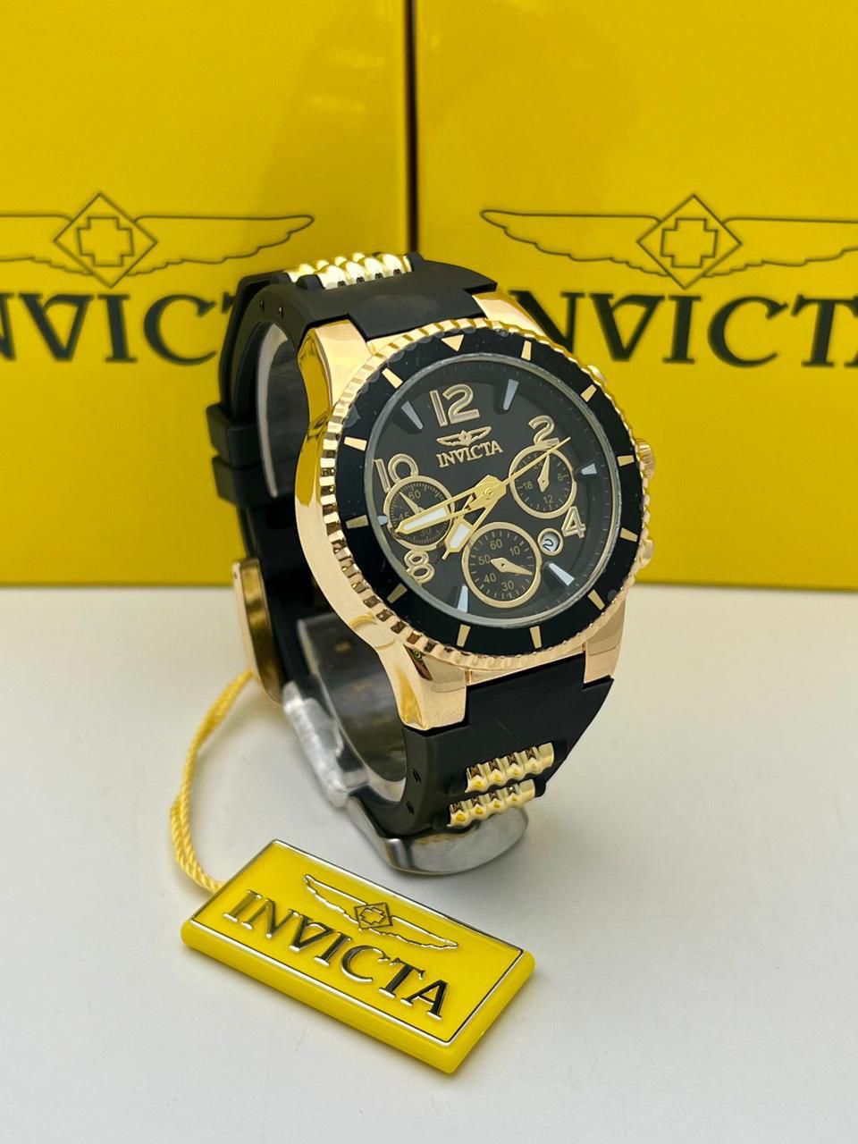 Invicta Silicona Negro Fondo Negro