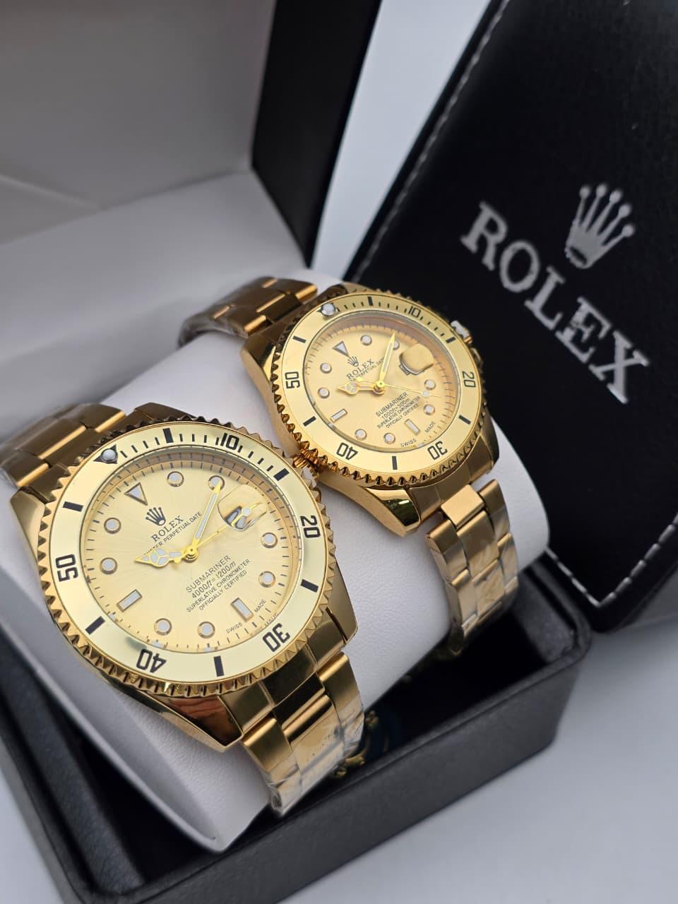 Pareja submariner - Dorado fondo dorado