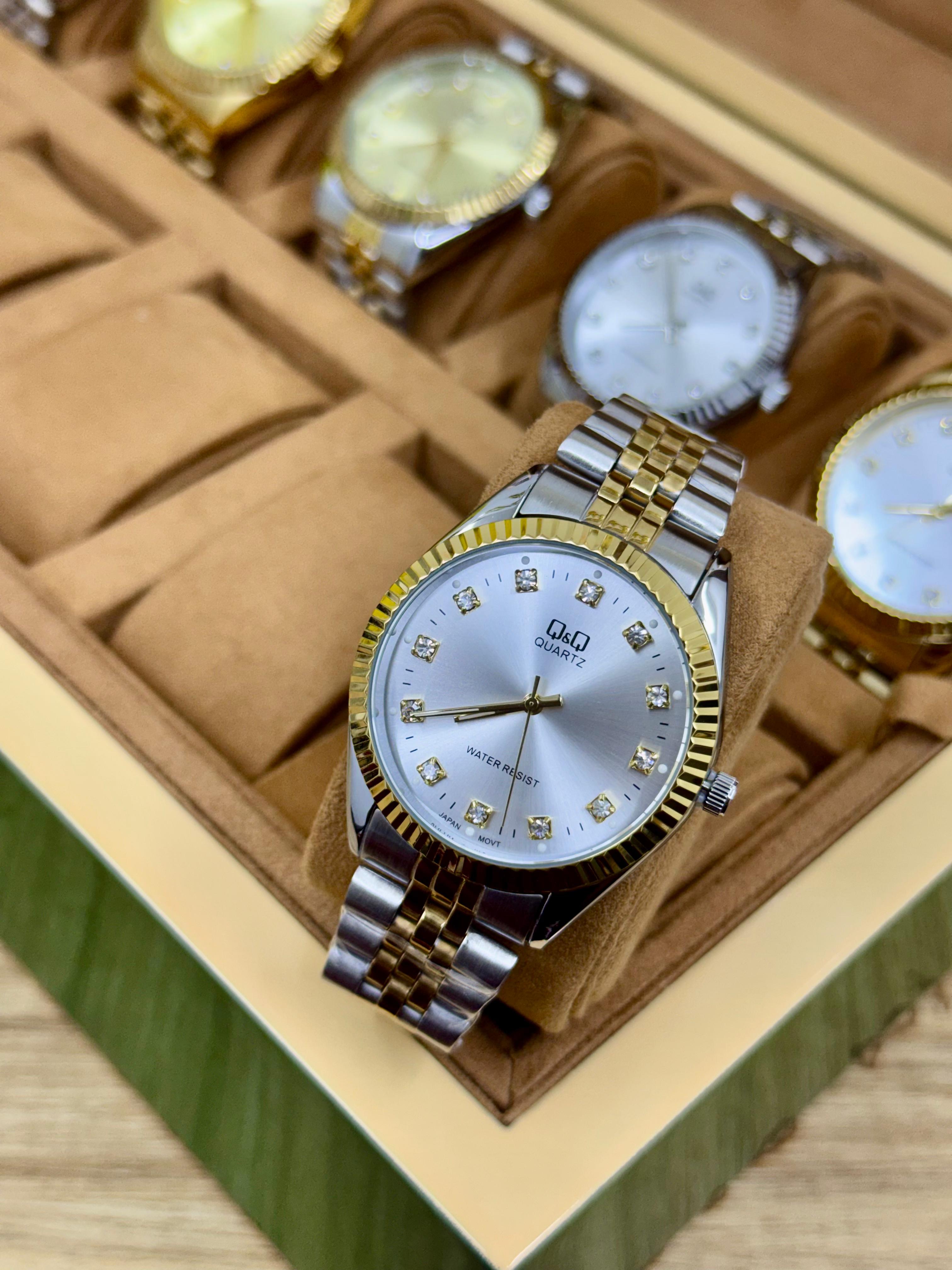 Q&Q Mujer Bicolor Fondo Blanco